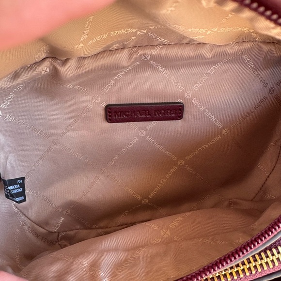 Michael Kors  Burgundy Fanny pack - Picture 6 of 8